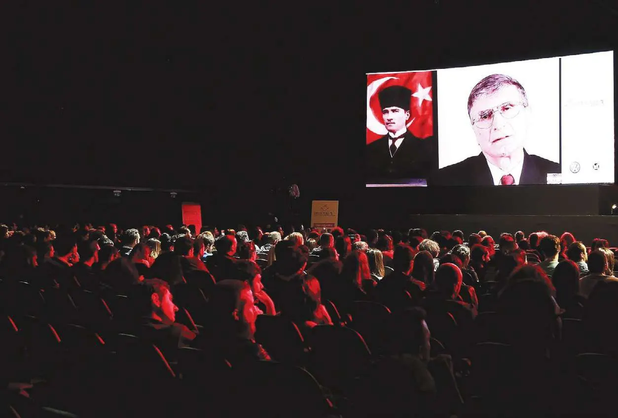 Kristal Elma Festivali 2016, Aziz Sancar'ın video konferansla katıldığı oturum